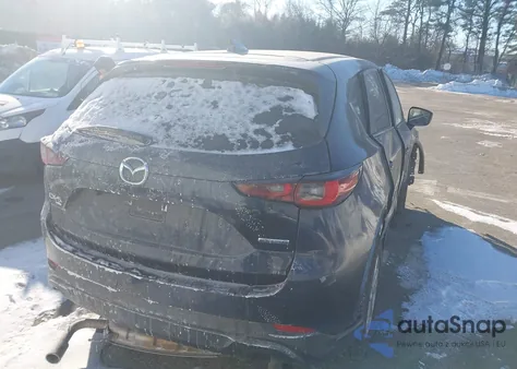 2023 Mazda Cx-5 2.5 S Preferred z USA, uszkodzony, nr VIN JM3KFBCM3P0191013